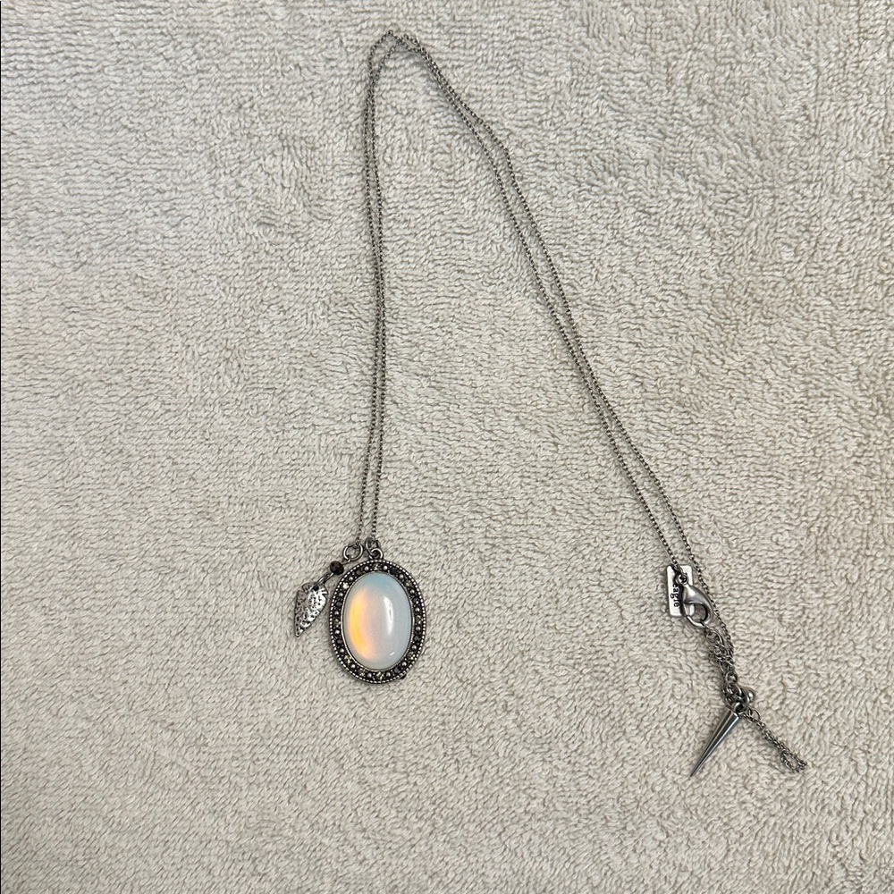 Silver Necklace with Opal Pendant